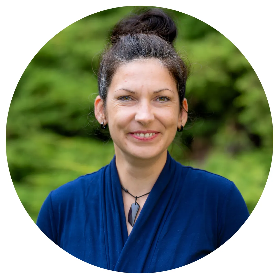 Carina Hillenbrand, Schamanin, Coach und Wegbegleiterin